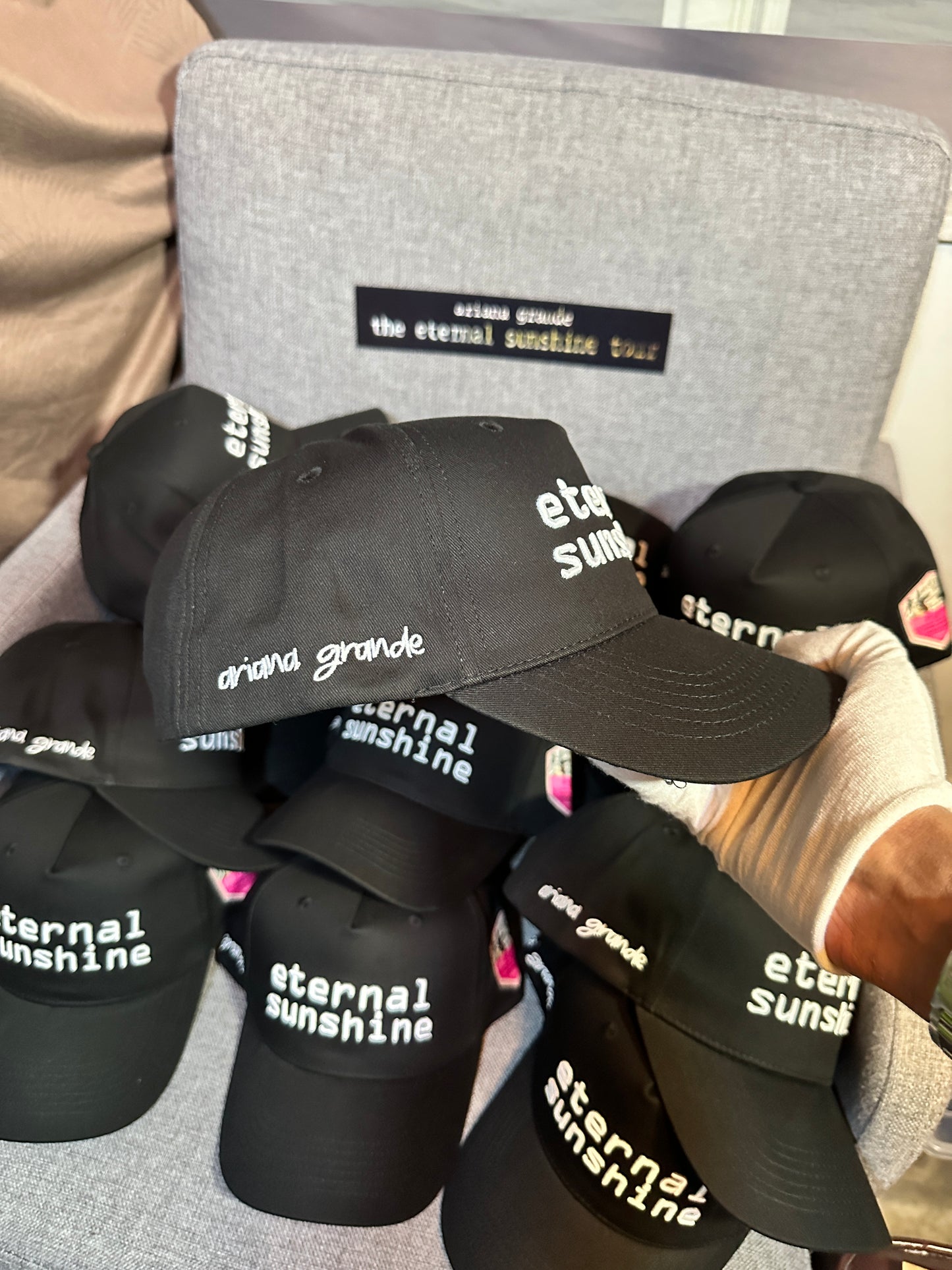 Ariana Grande : eternal sunshine tour hat